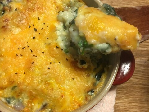 自家製ホワイトソースで◎茄子とほうれんの草グラタン